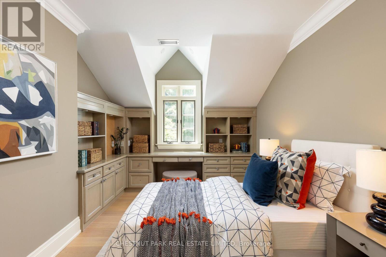 69 Otter Crescent, Toronto, Ontario  M5N 2W7 - Photo 28 - C12466900