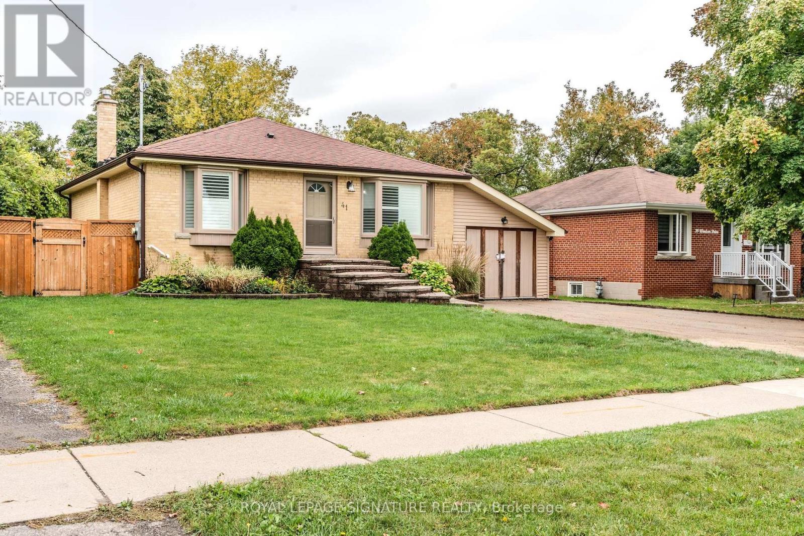 MAIN - 41 WINDSOR DRIVE, Ajax, Ontario