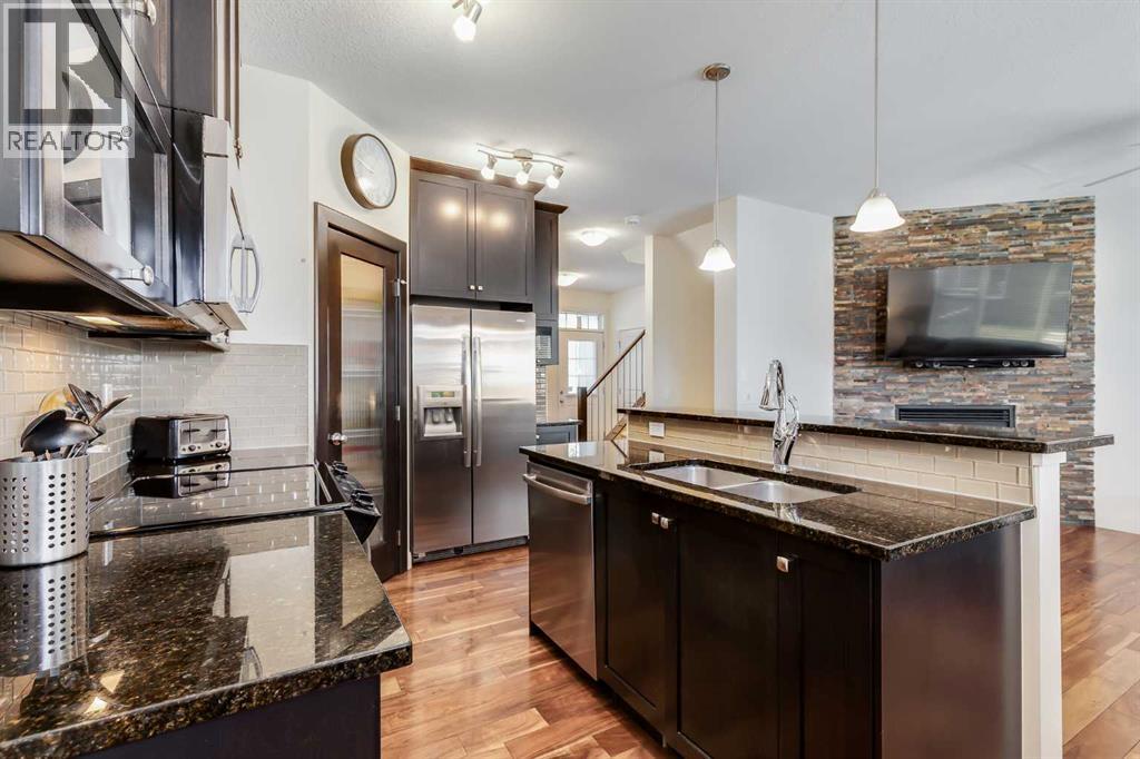 1318 Ravenswood Drive Se, Airdrie, Alberta  T4A 0P8 - Photo 3 - A2253415