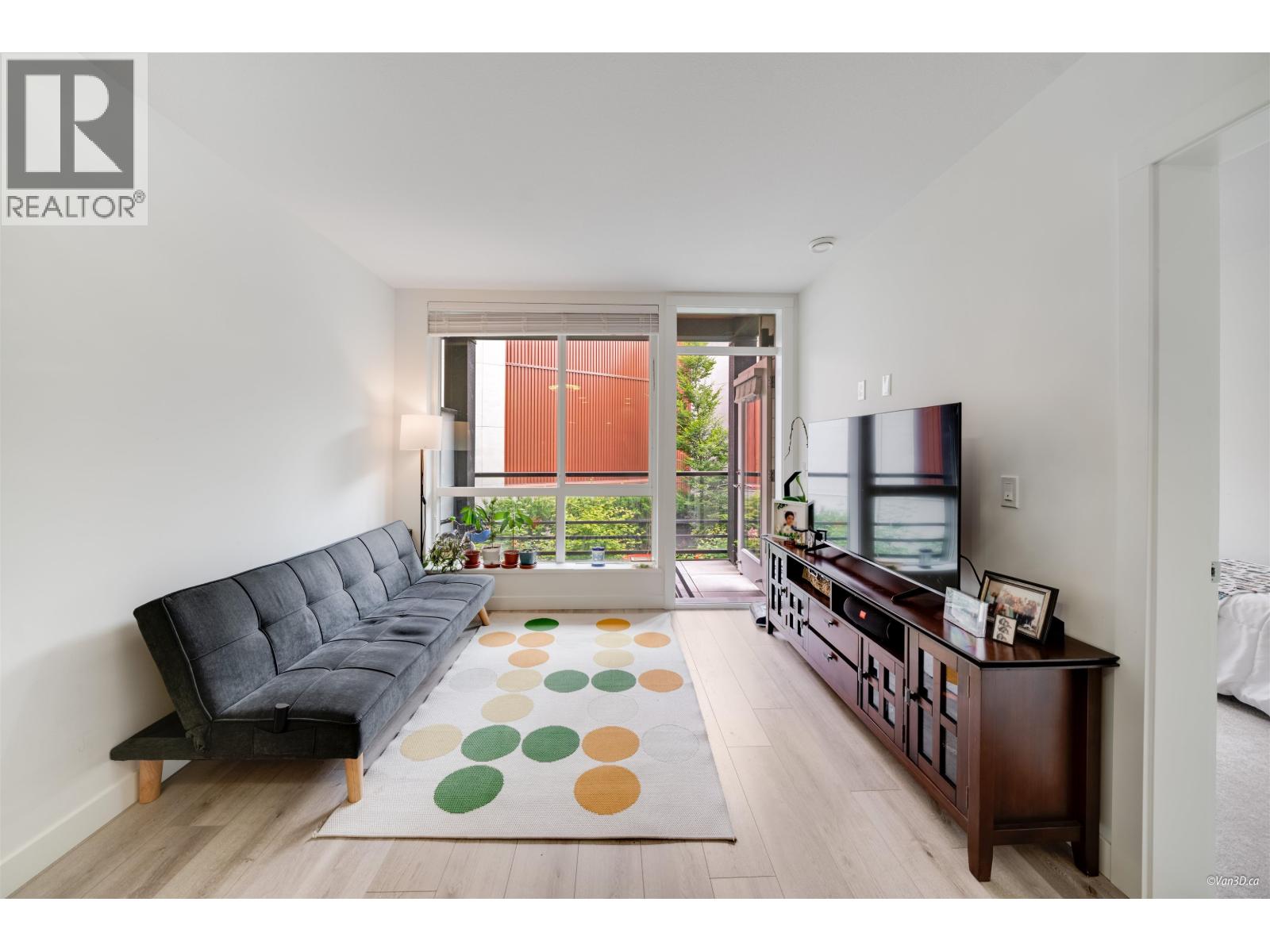 207 128 E 8th Street, North Vancouver, British Columbia  V7L 0H2 - Photo 8 - R3069115