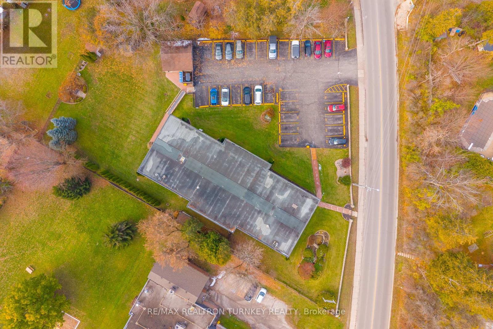 102 - 74 The Queensway S, Georgina, Ontario  L4P 1Z3 - Photo 25 - N12567084