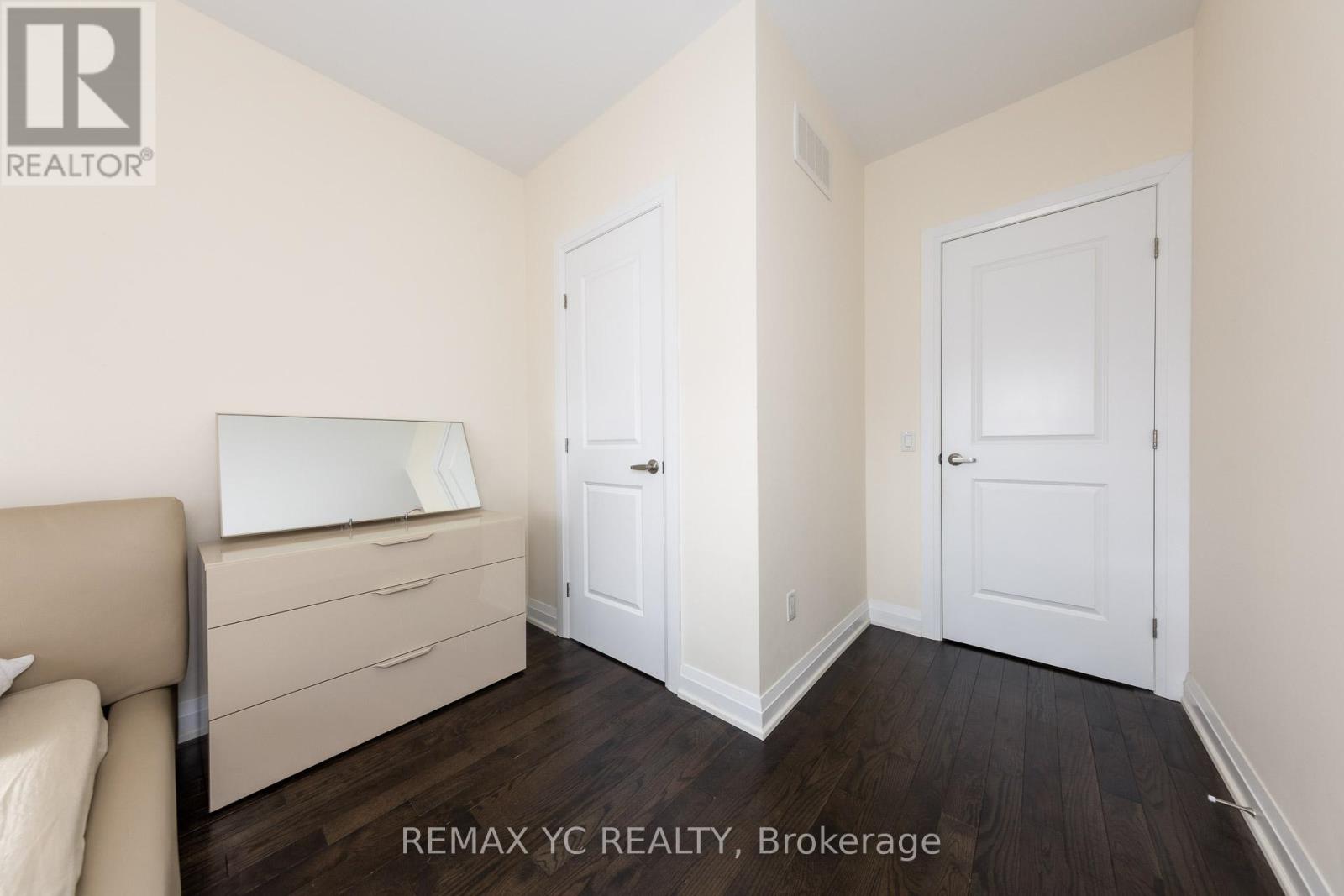 33 Duncombe Lane, Richmond Hill, Ontario  L4C 1C2 - Photo 29 - N12567088