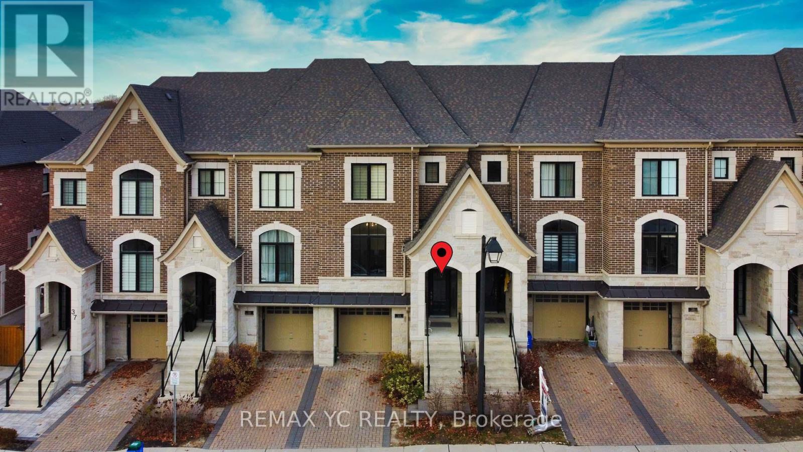 33 Duncombe Lane, Richmond Hill, Ontario  L4C 1C2 - Photo 43 - N12567088