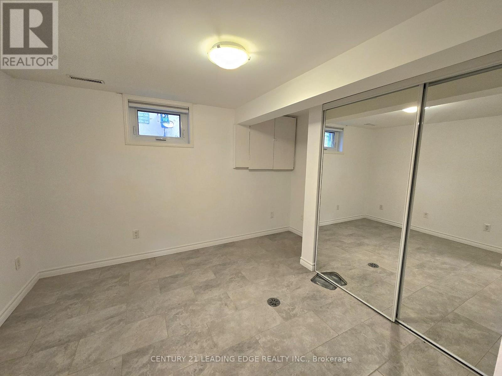 Bsmt - 276 Walter Drive, Georgina, Ontario  L4P 3A7 - Photo 10 - N12567096