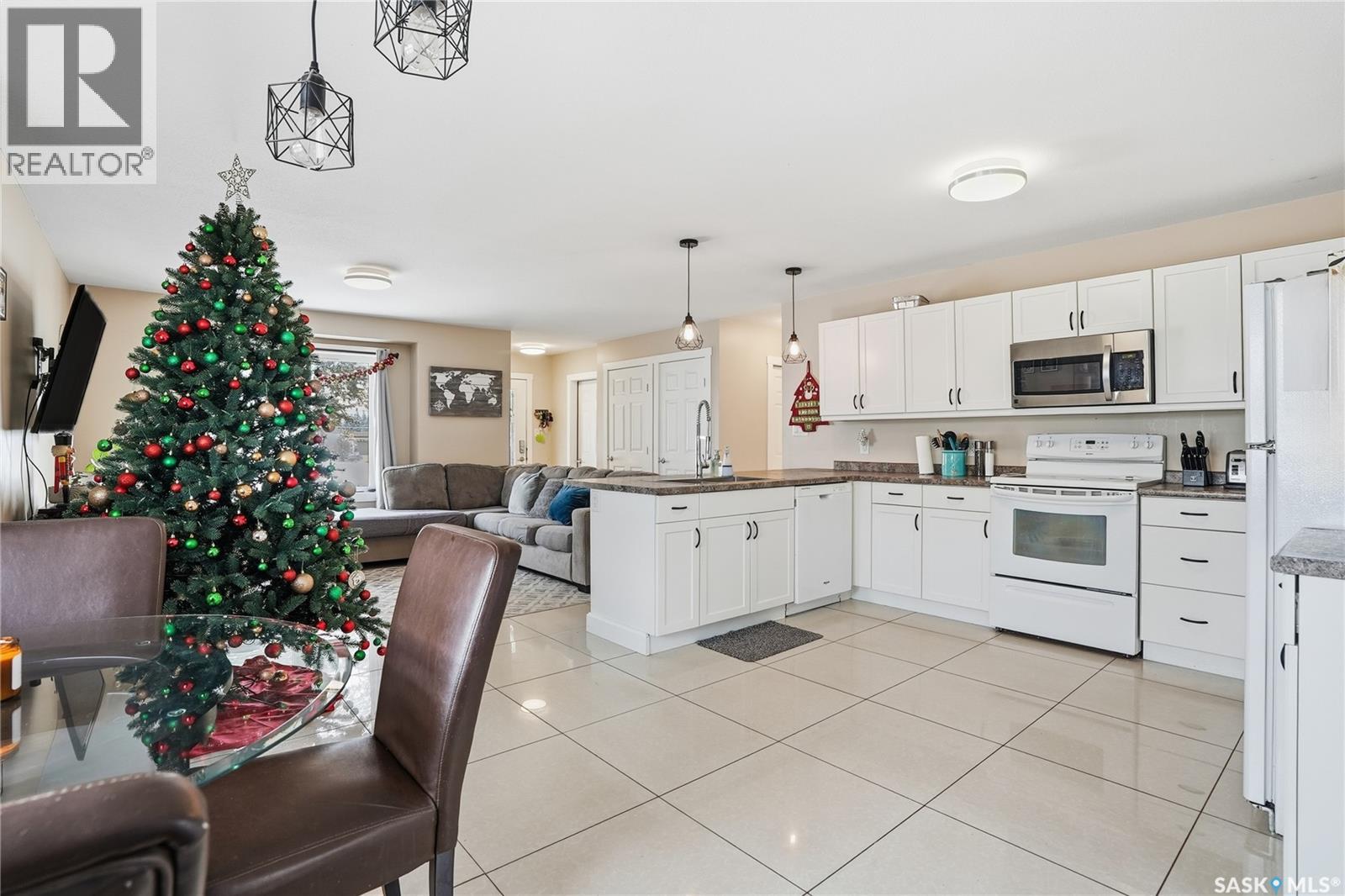 3005 1st Avenue W, Waldheim, Saskatchewan  S0K 4R0 - Photo 15 - SK024509