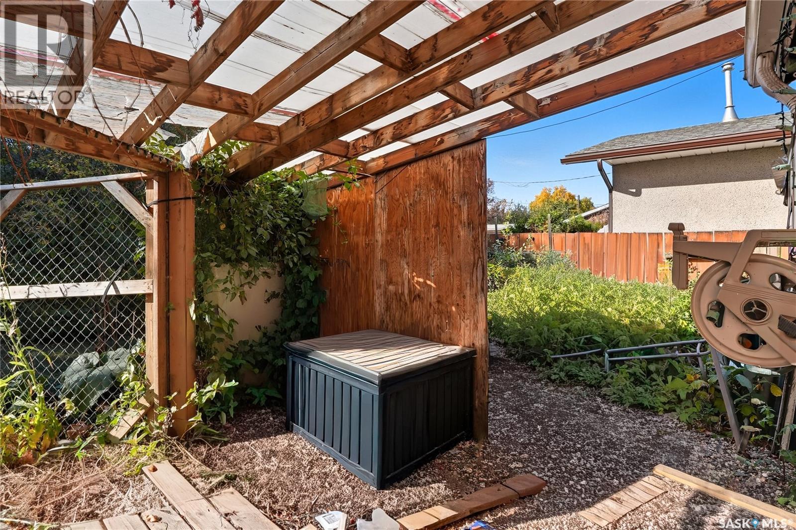 305 M Avenue N, Saskatoon, Saskatchewan  S7L 2S4 - Photo 10 - SK024500