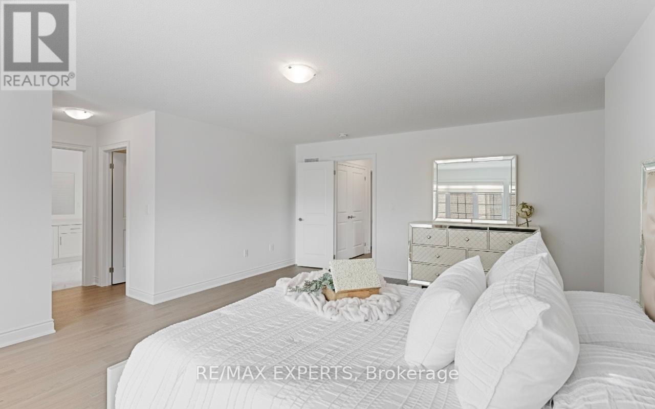 84 Culbert Road, Bradford West Gwillimbury (Bradford), Ontario  L3Z 4P4 - Photo 25 - N12508432