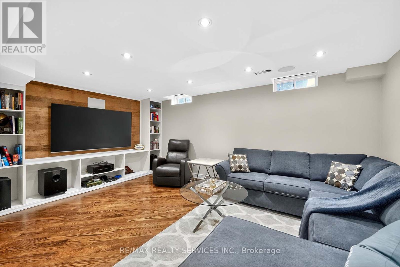 142 Marycroft Court, Brampton, Ontario  L7A 2G3 - Photo 31 - W12567044