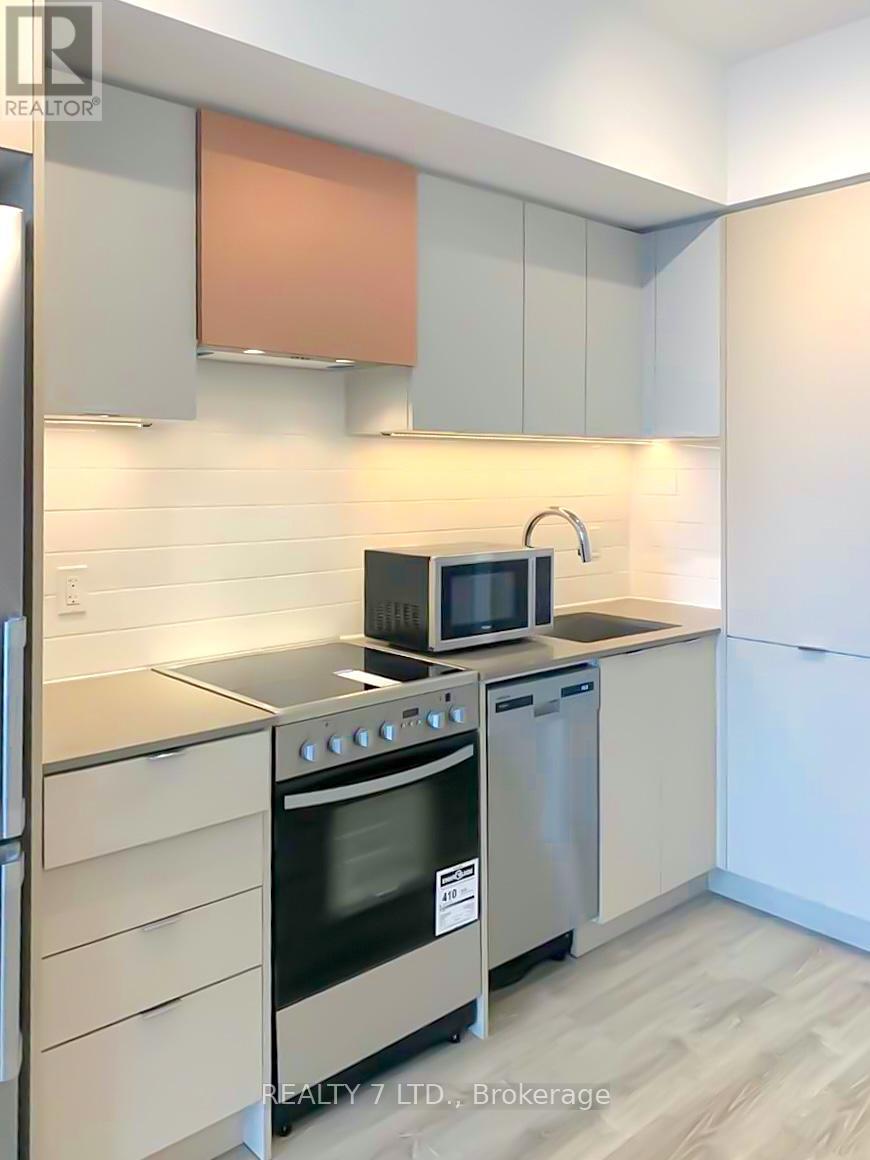 1033 - 26 Gibbs Road, Toronto, Ontario M9B 0E3 - Photo 9 - W12567060