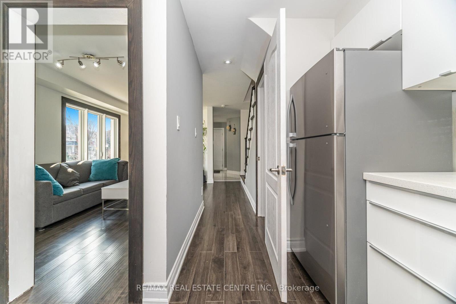 6835 Dillingwood Drive, Mississauga, Ontario  L5N 6Z9 - Photo 34 - W12567062