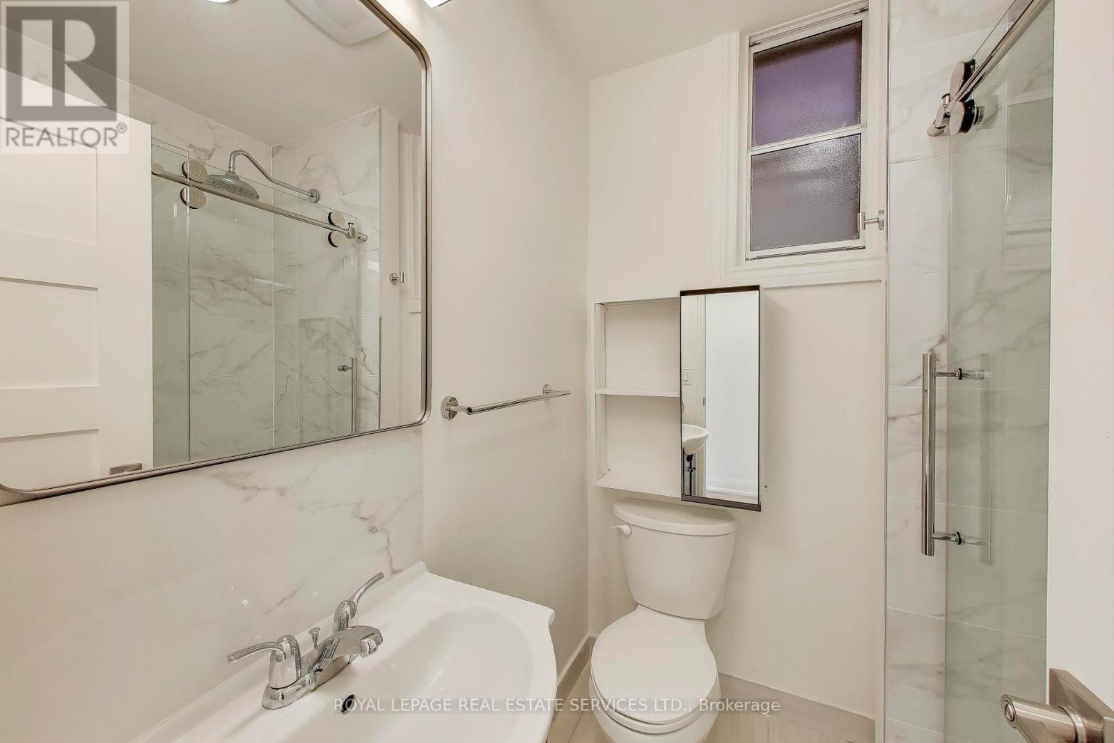 Main - 71 Vernon Street, Toronto, Ontario  M6P 1S9 - Photo 15 - W12567142
