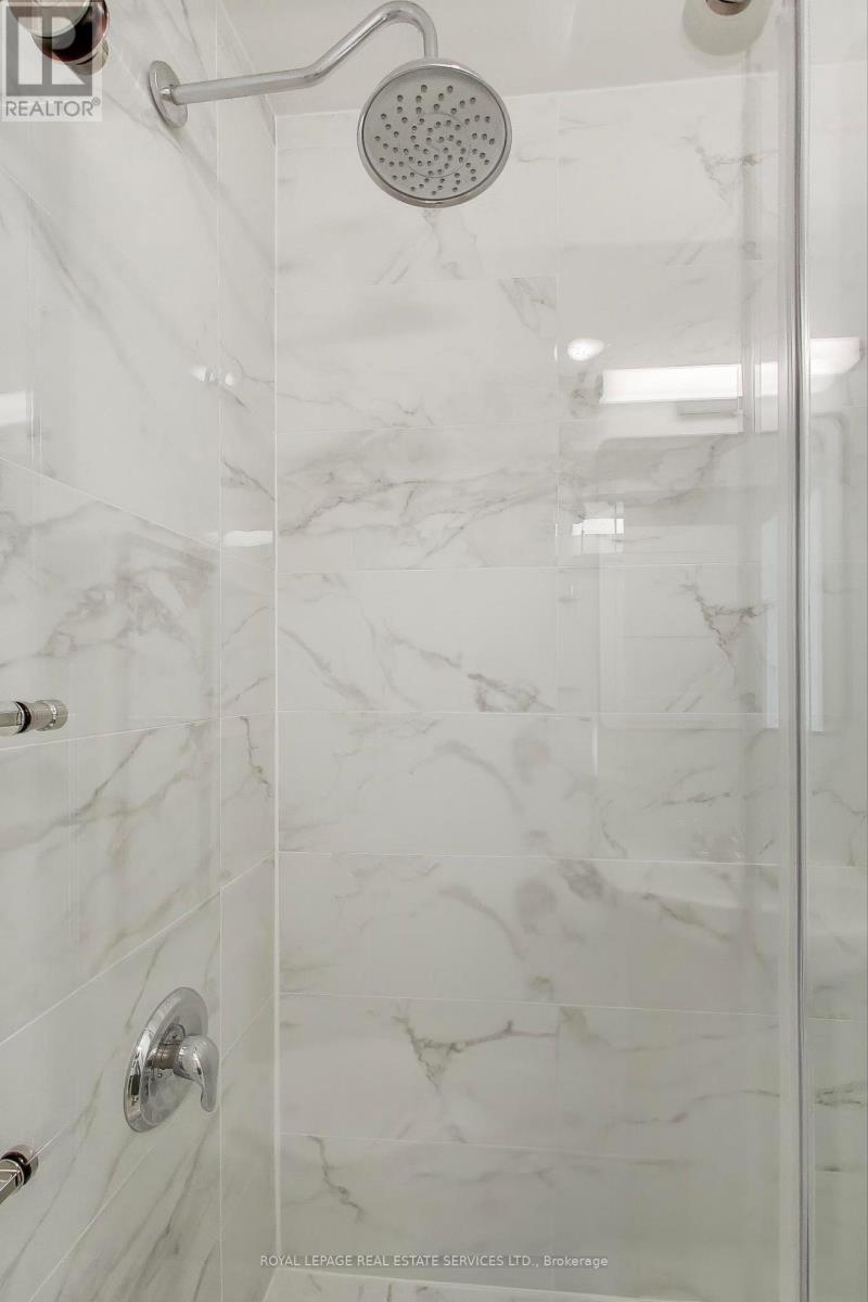 Main - 71 Vernon Street, Toronto, Ontario  M6P 1S9 - Photo 16 - W12567142