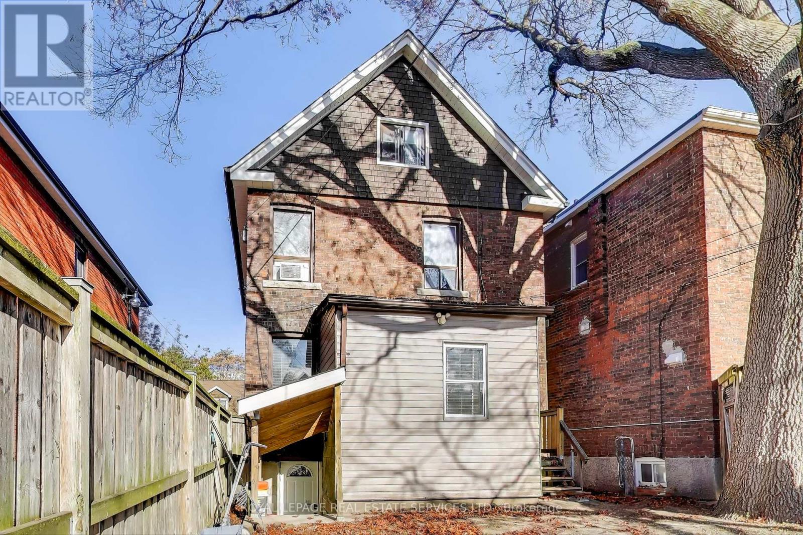 Main - 71 Vernon Street, Toronto, Ontario  M6P 1S9 - Photo 20 - W12567142