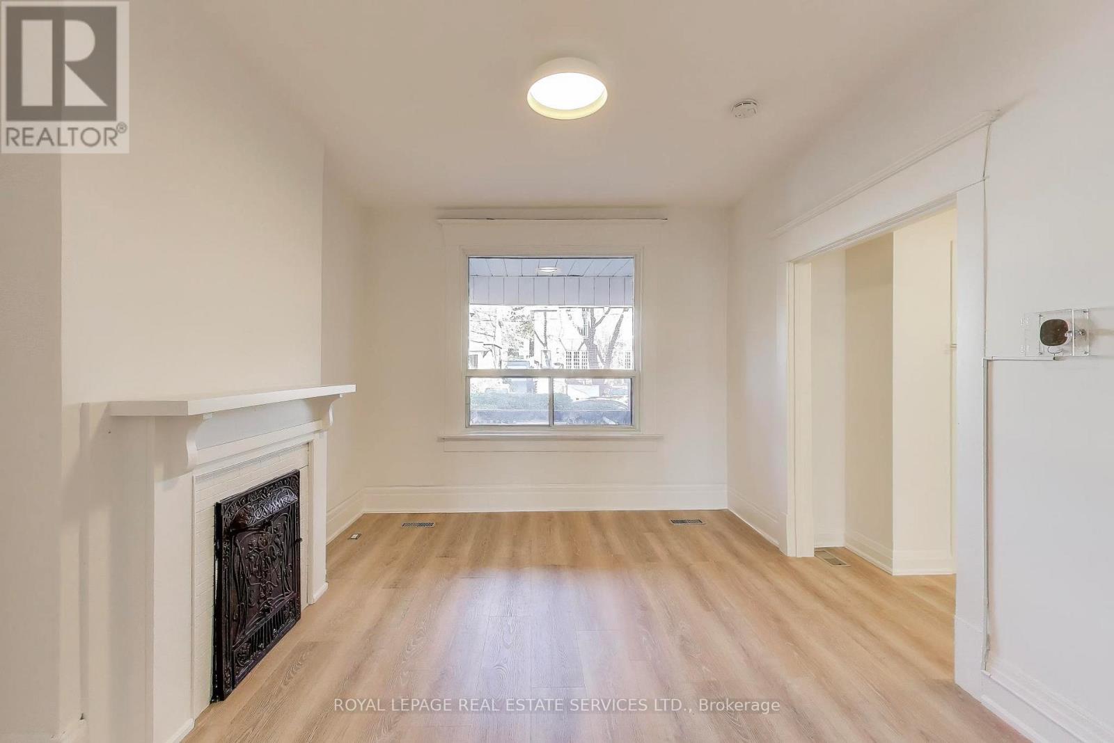 Main - 71 Vernon Street, Toronto, Ontario  M6P 1S9 - Photo 7 - W12567142