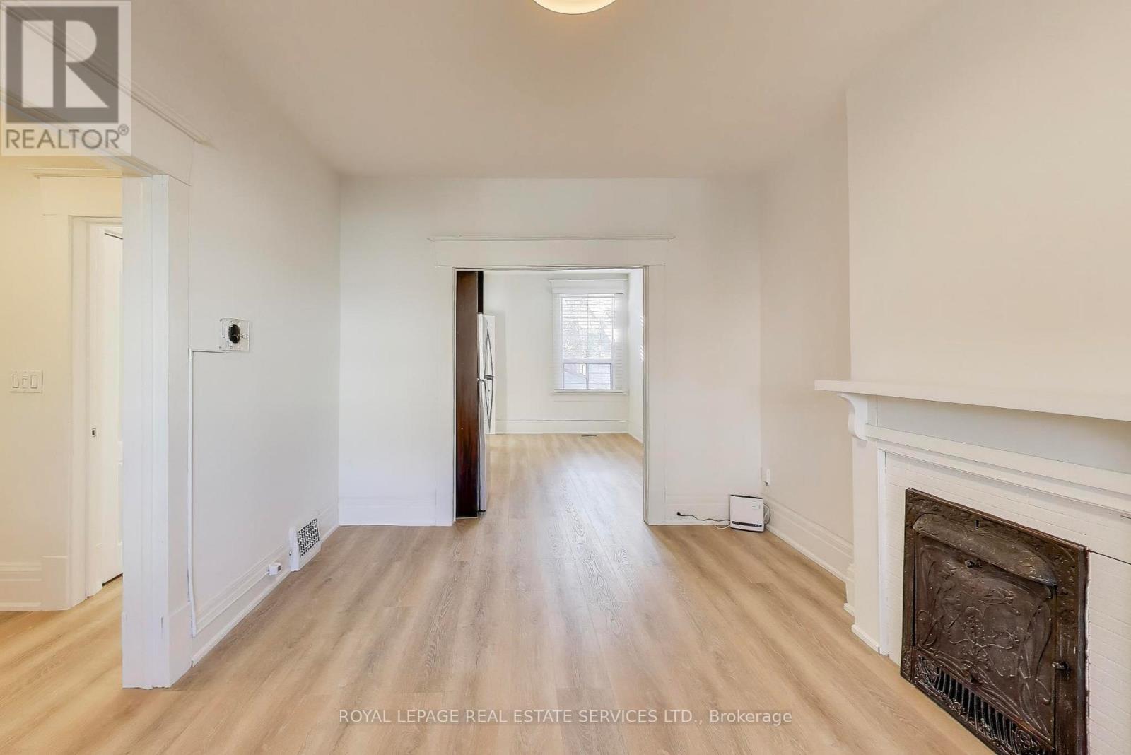 Main - 71 Vernon Street, Toronto, Ontario  M6P 1S9 - Photo 8 - W12567142