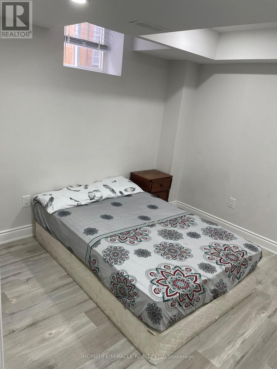 Bsmt - 26 Westfield Crescent, Hamilton, Ontario  L8B 1Y1 - Photo 8 - X12386302