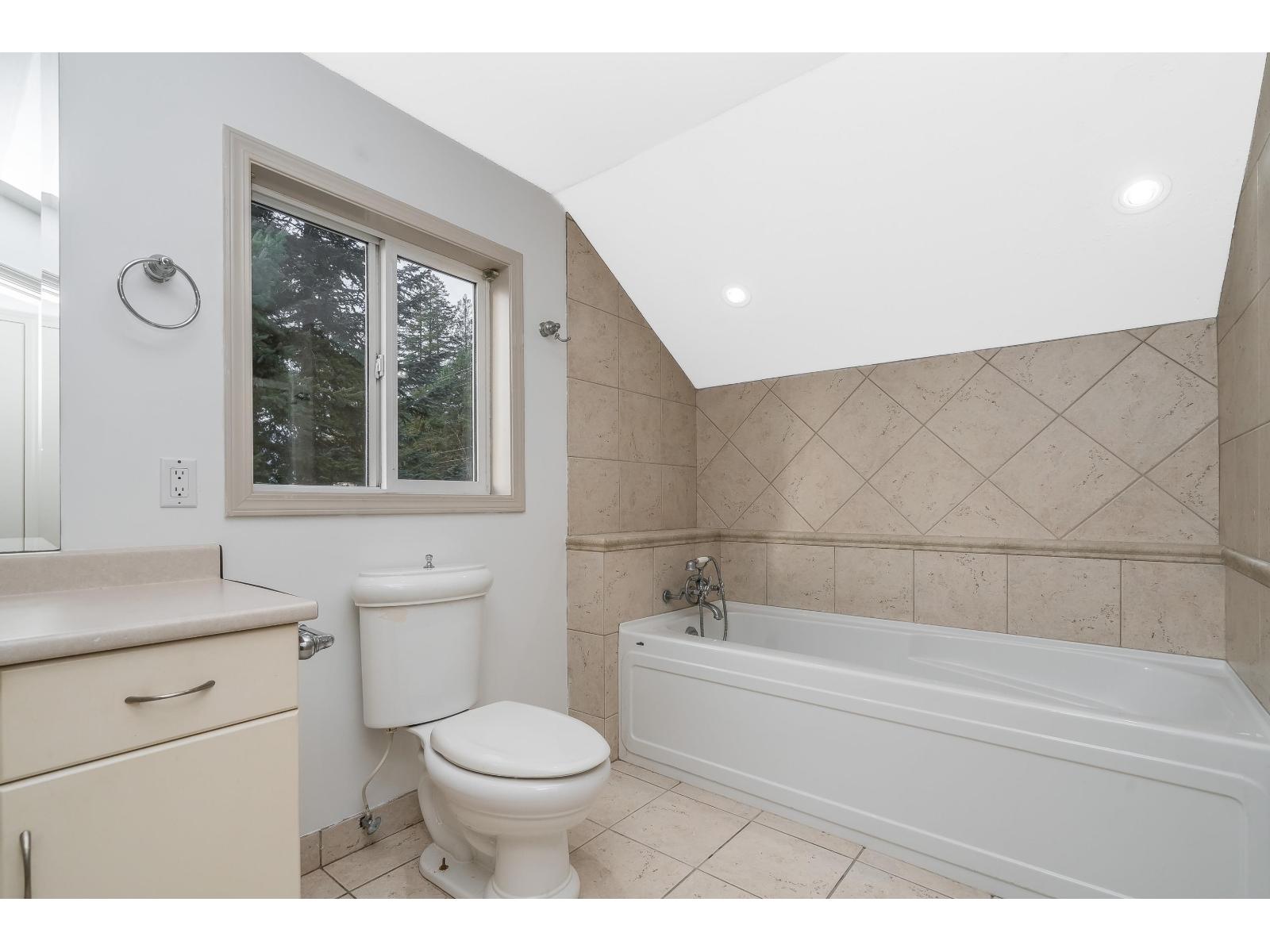 2344 Lougheed Highway, Mt Woodside, Agassiz, British Columbia  V0M 1A1 - Photo 21 - R3069266