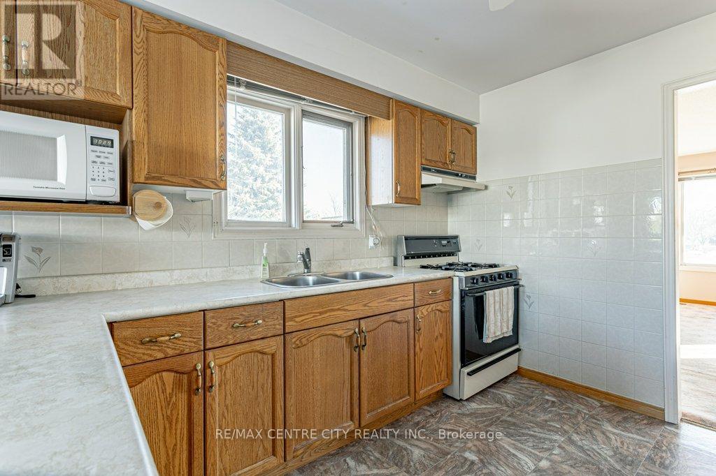 18 - 825 Shelborne Street, London South, Ontario  N5Z 5B7 - Photo 12 - X12567232