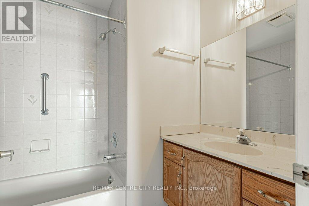 18 - 825 Shelborne Street, London South, Ontario  N5Z 5B7 - Photo 20 - X12567232