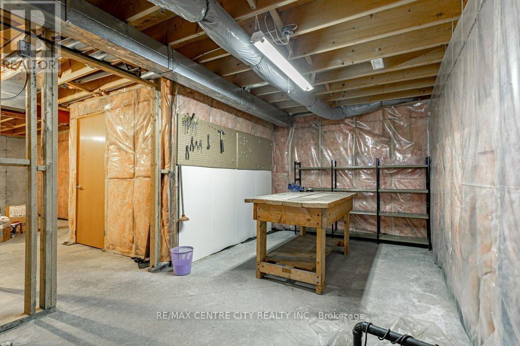 18 - 825 Shelborne Street, London South, Ontario  N5Z 5B7 - Photo 26 - X12567232