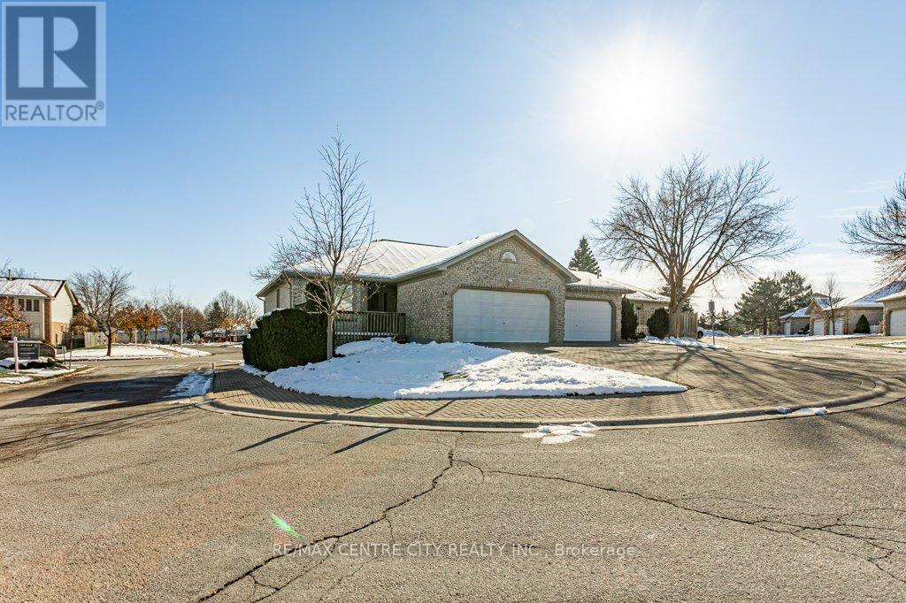 18 - 825 Shelborne Street, London South, Ontario  N5Z 5B7 - Photo 3 - X12567232