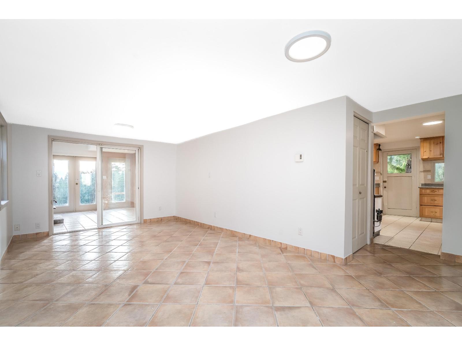 2344 Lougheed Highway, Mt Woodside, Agassiz, British Columbia  V0M 1A1 - Photo 11 - R3069266