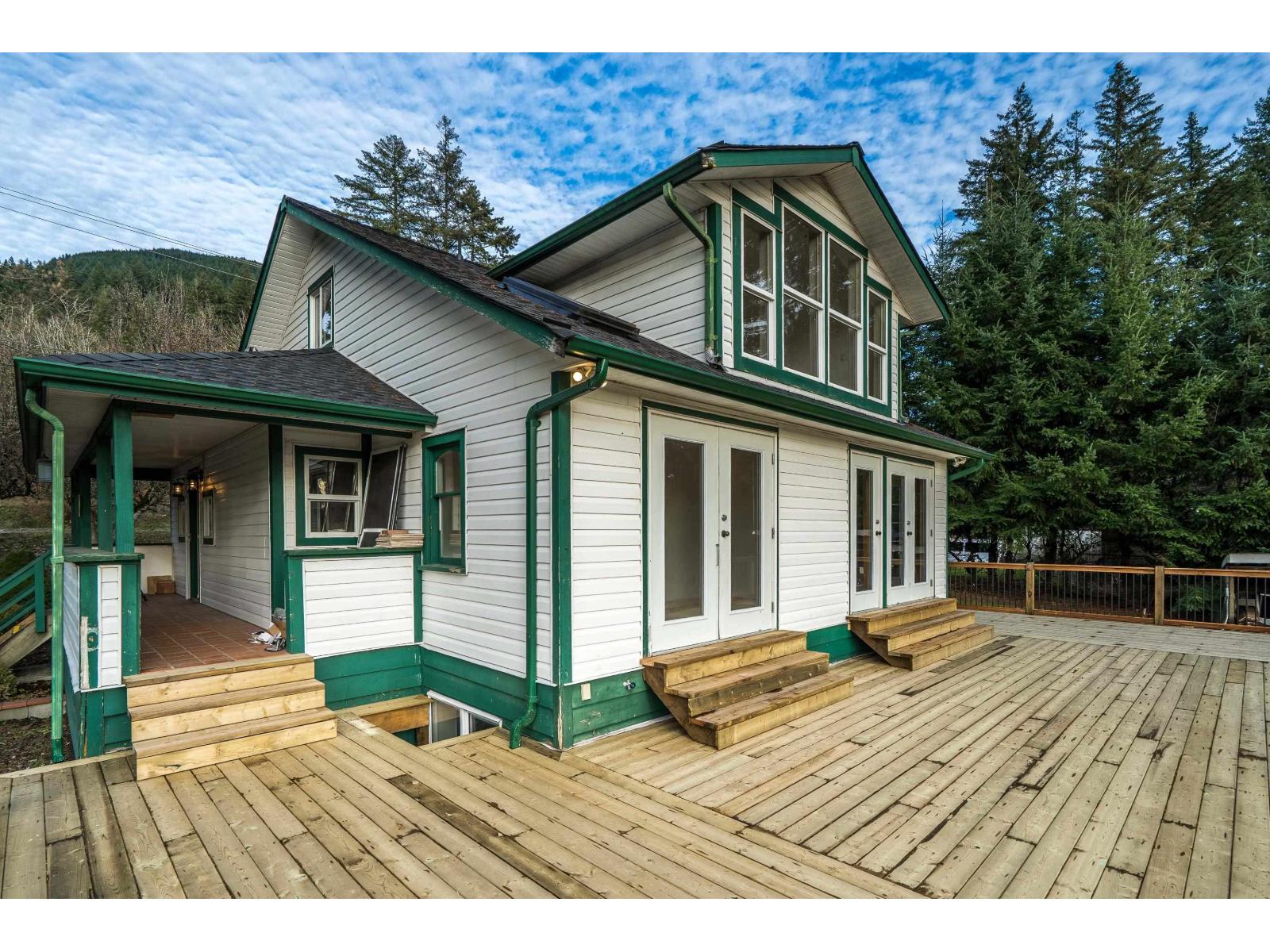 2344 Lougheed Highway, Mt Woodside, Agassiz, British Columbia  V0M 1A1 - Photo 25 - R3069266