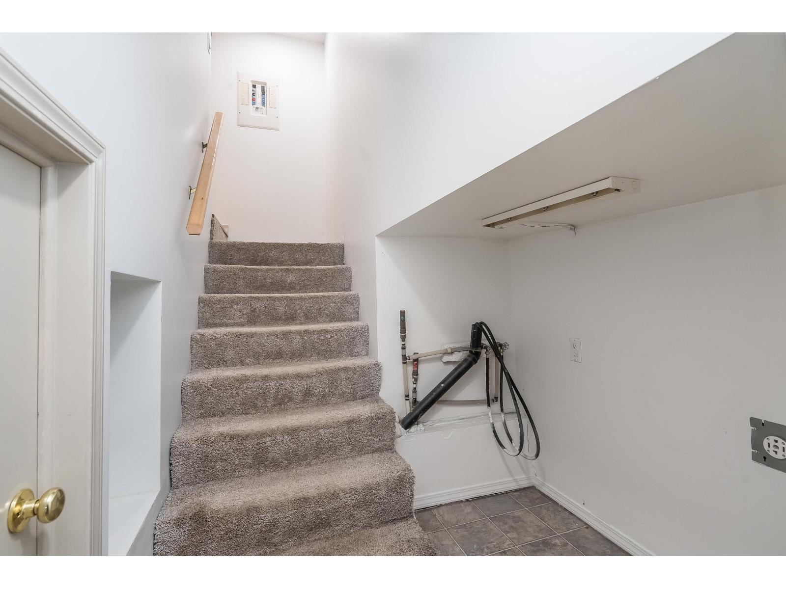 2344 Lougheed Highway, Mt Woodside, Agassiz, British Columbia  V0M 1A1 - Photo 23 - R3069266