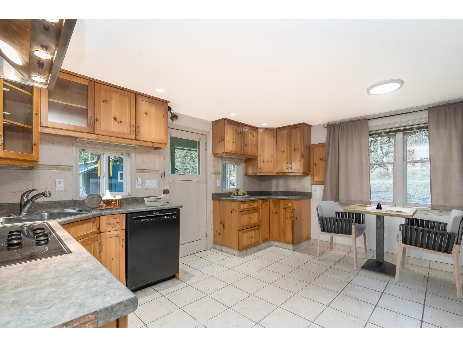 2344 Lougheed Highway, Mt Woodside, Agassiz, British Columbia  V0M 1A1 - Photo 34 - R3069266