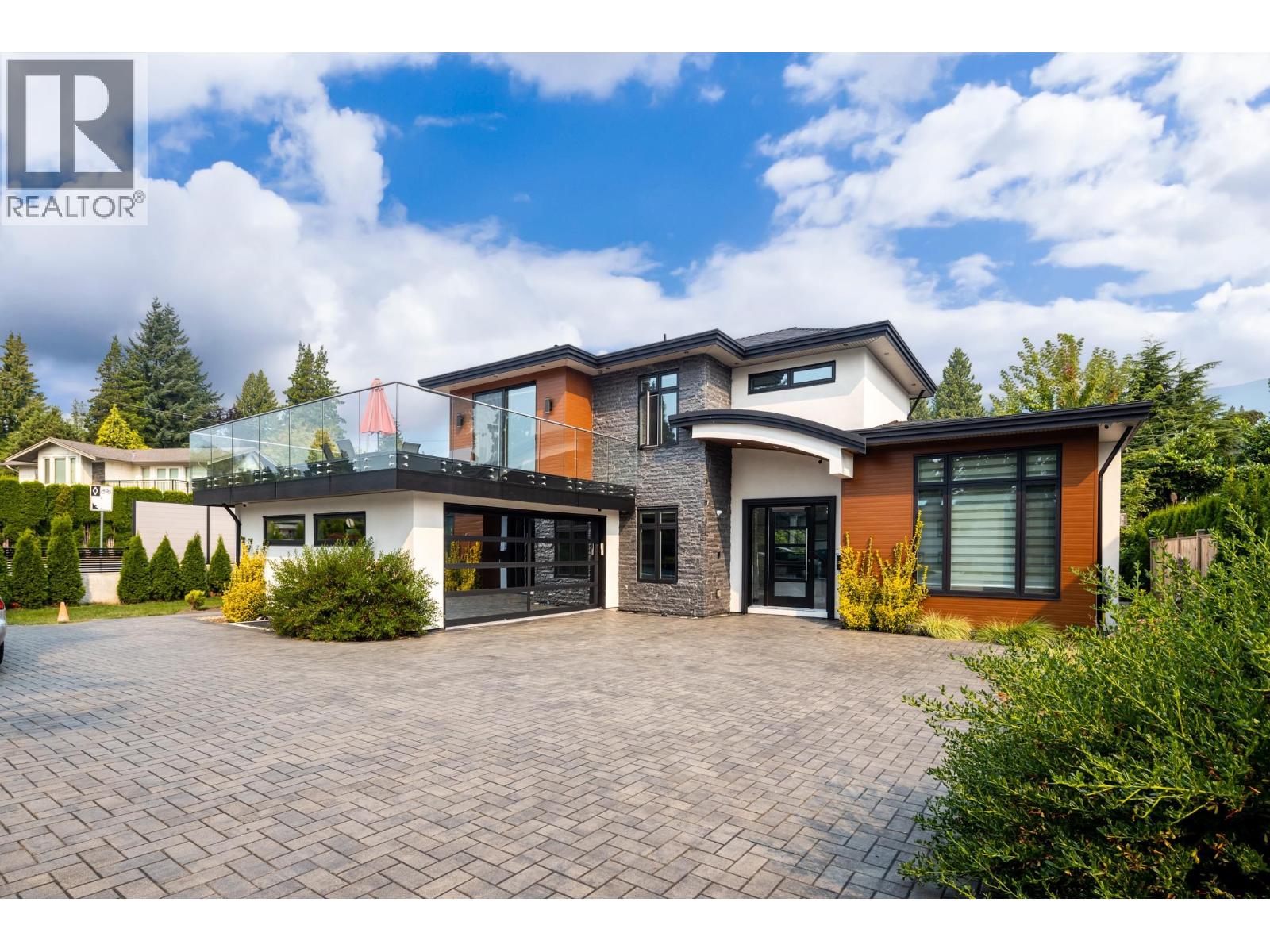 3560 Highland Boulevard, North Vancouver, British Columbia  V7R 2Y6 - Photo 1 - R3045166