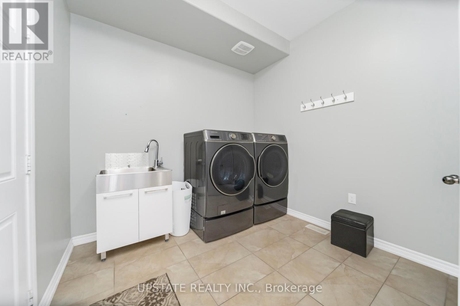 331 Powell Road, Brantford, Ontario  N3T 0J8 - Photo 9 - X12567078