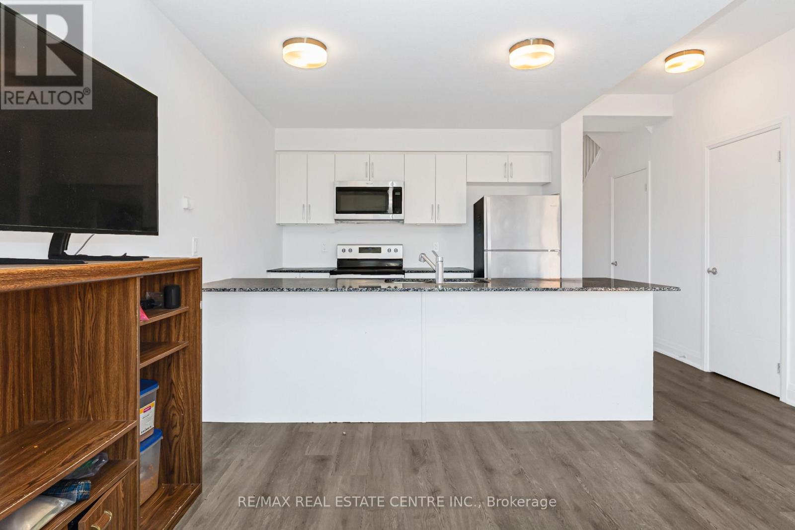 55 - 33 Steele Crescent, Guelph, Ontario  N1E 0S7 - Photo 11 - X12567086