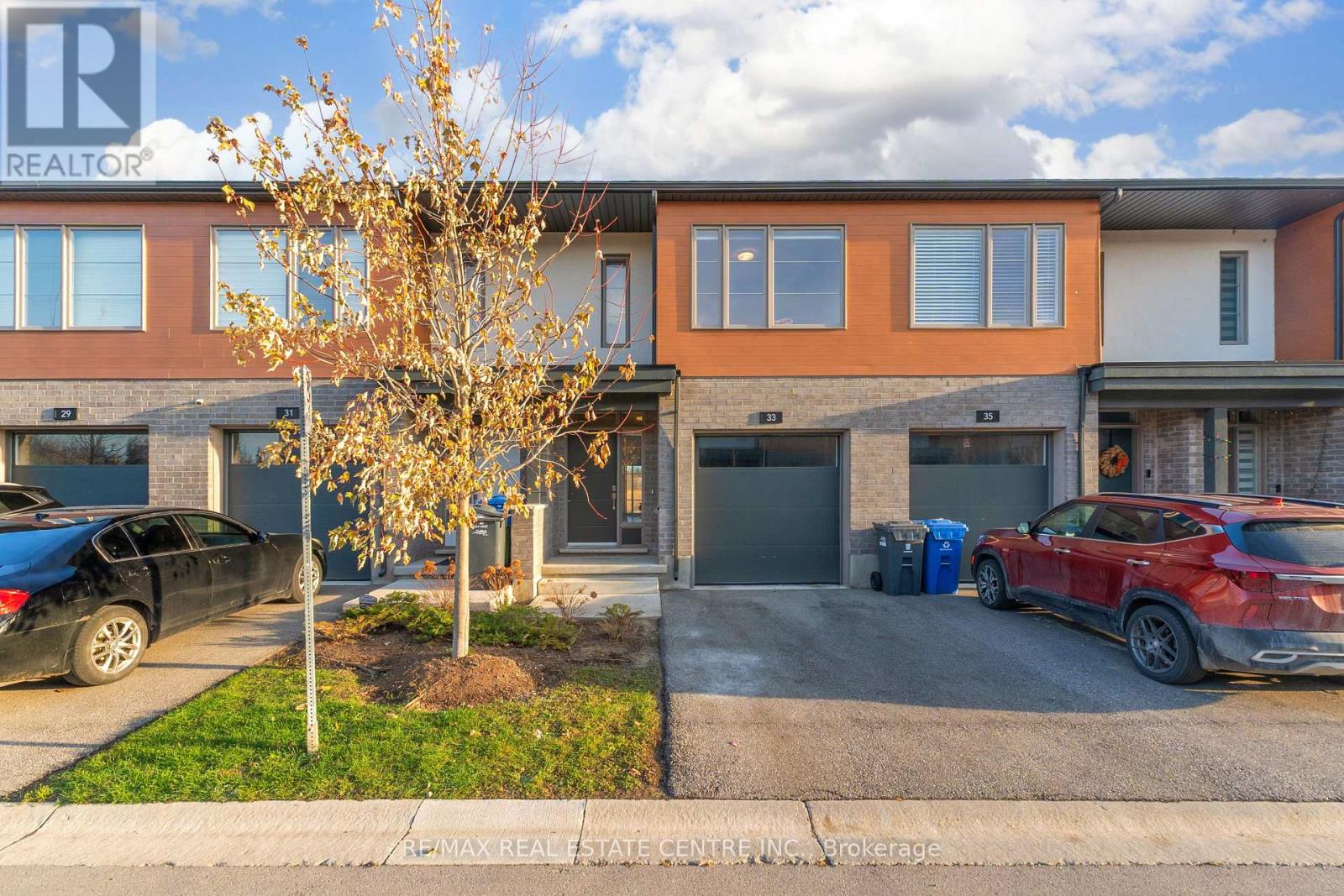 55 - 33 Steele Crescent, Guelph, Ontario  N1E 0S7 - Photo 2 - X12567086