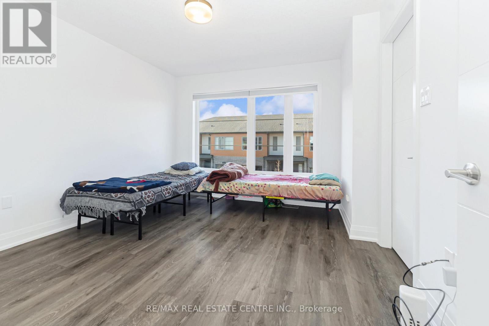 55 - 33 Steele Crescent, Guelph, Ontario  N1E 0S7 - Photo 22 - X12567086