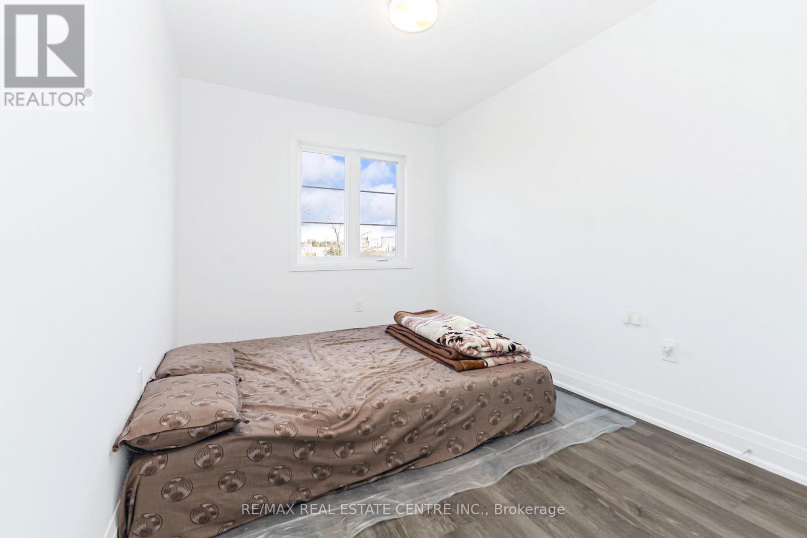 55 - 33 Steele Crescent, Guelph, Ontario  N1E 0S7 - Photo 27 - X12567086