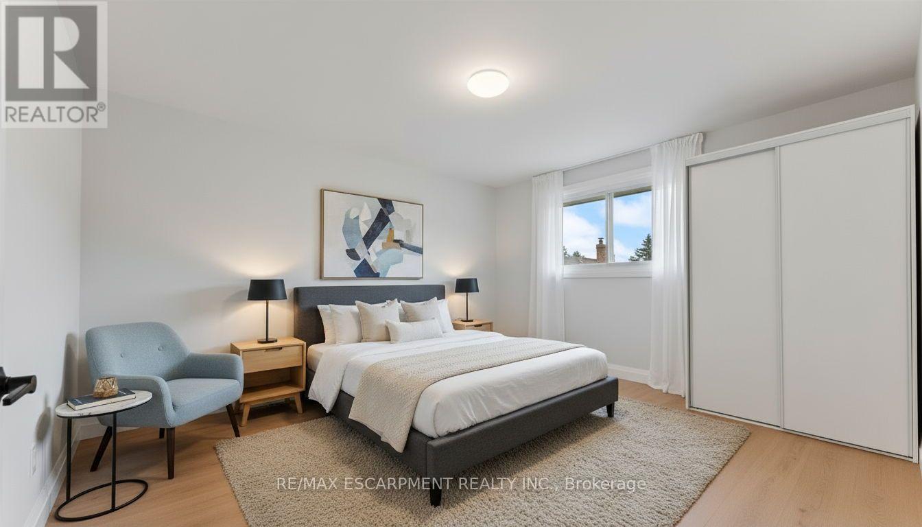 11 Marcella Crescent, Hamilton, Ontario  L8K 6E9 - Photo 16 - X12567090