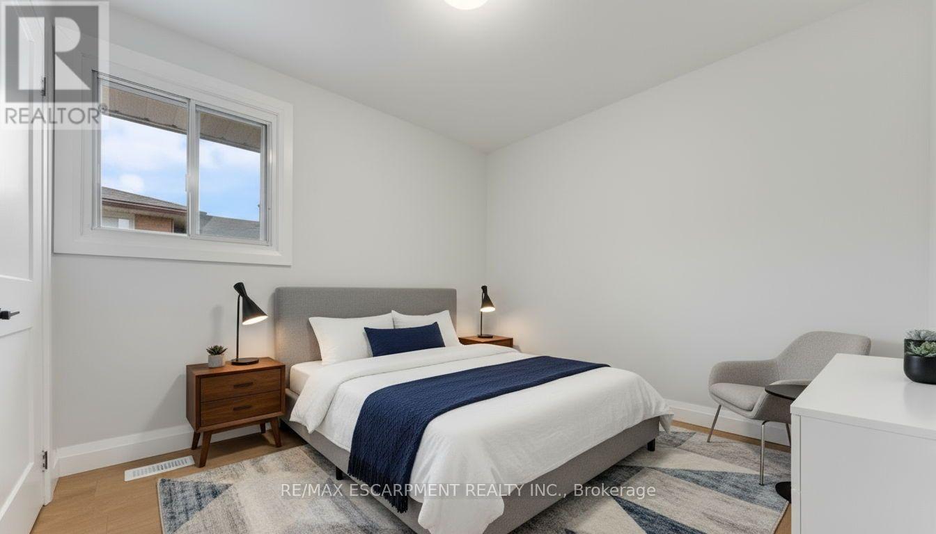 11 Marcella Crescent, Hamilton, Ontario  L8K 6E9 - Photo 17 - X12567090