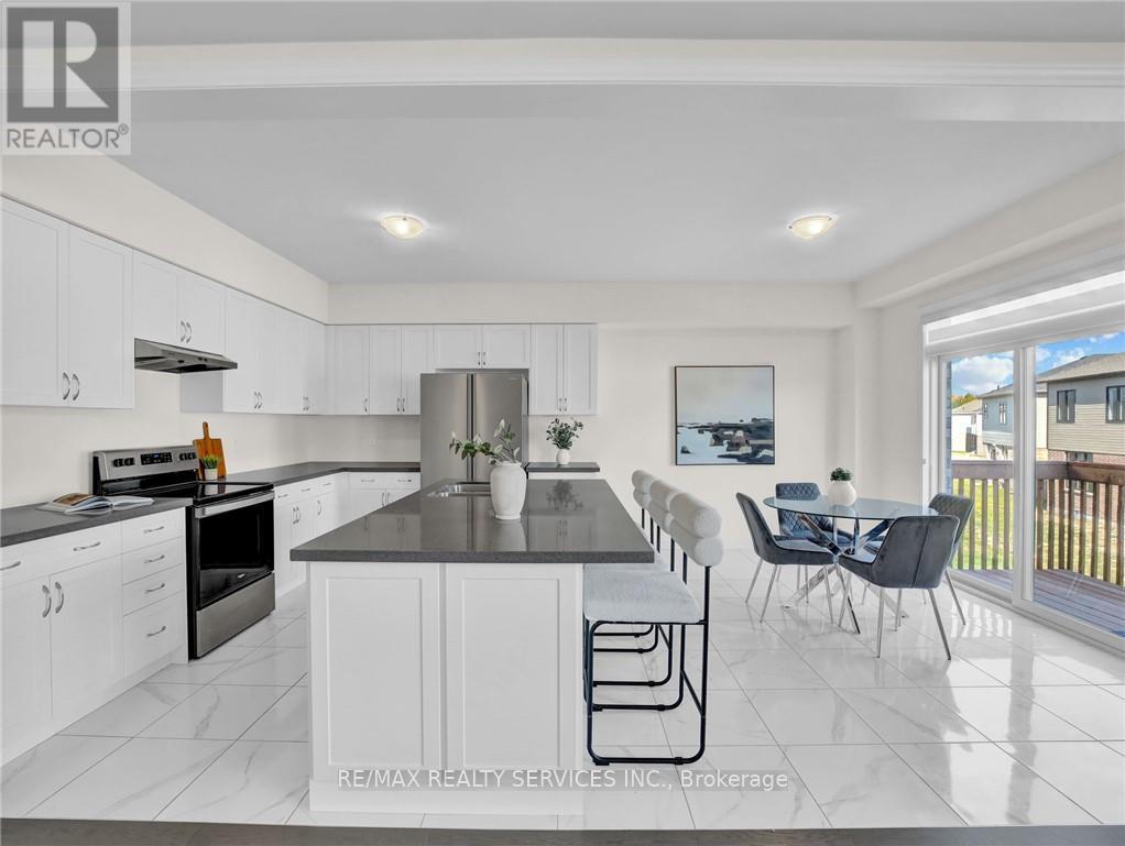 28 Ford Street, Brant, Ontario  N0E 1N0 - Photo 9 - X12567136