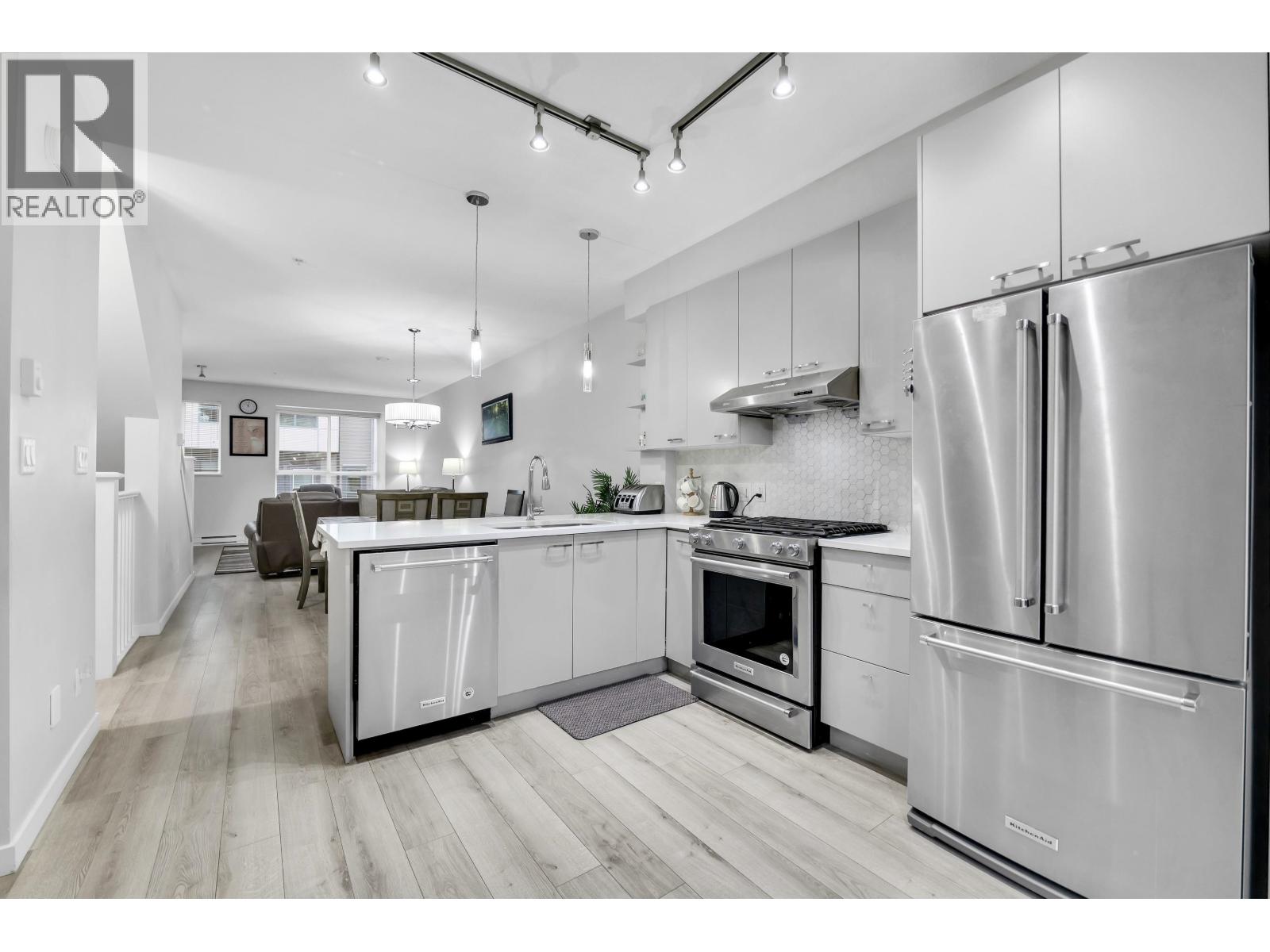 38358 Summits View Drive, Squamish, British Columbia  V8B 0V9 - Photo 2 - R3069148