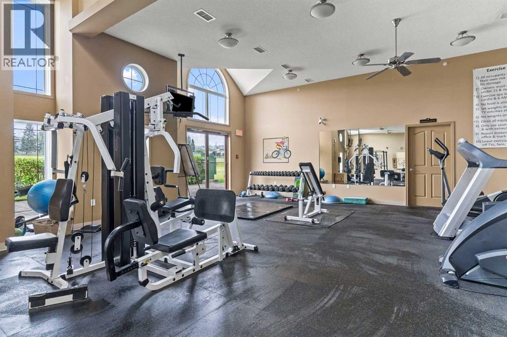 242, 30 Sierra Morena Landing Sw, Calgary, Alberta  T3H 5H2 - Photo 10 - A2266277
