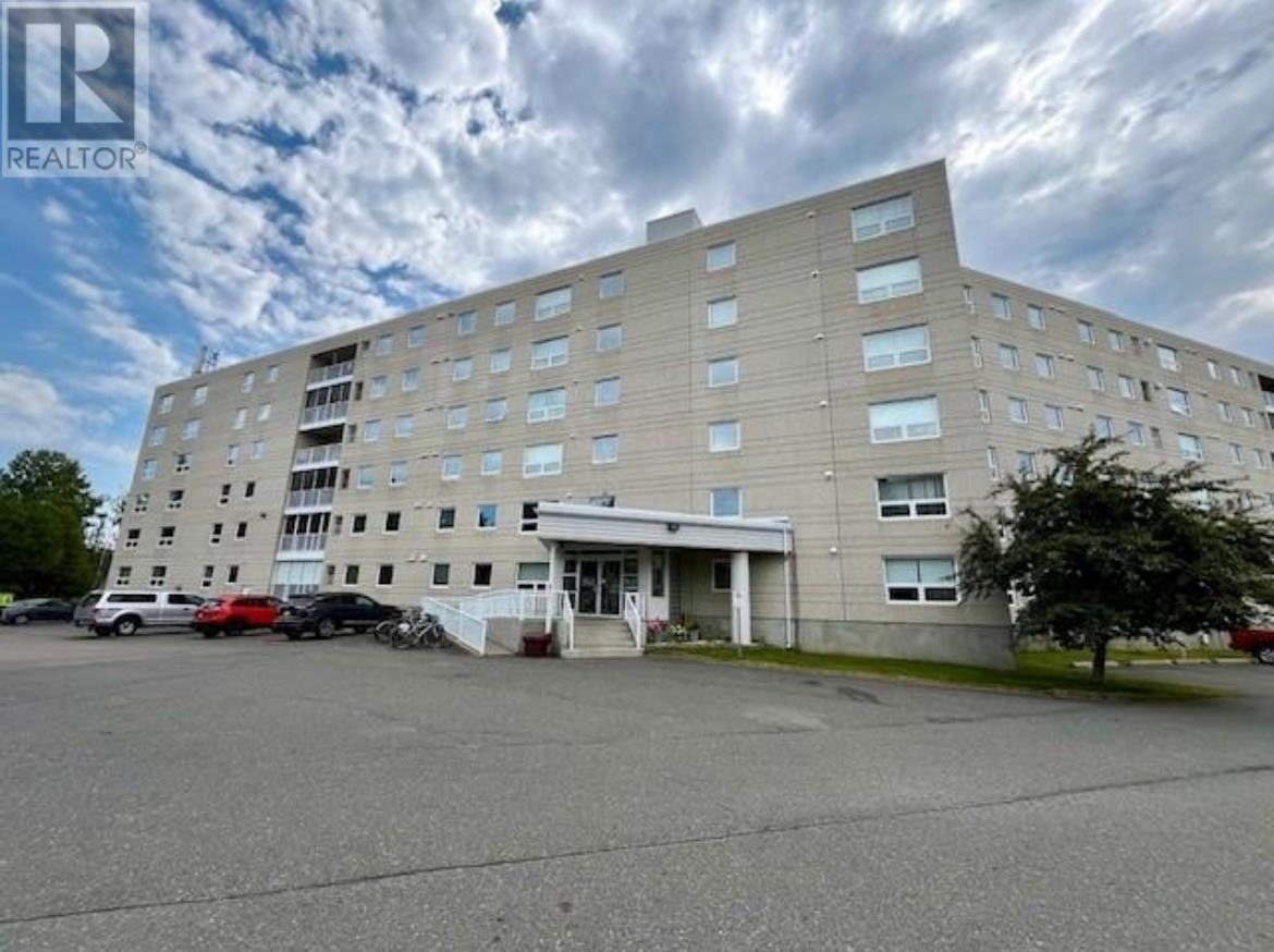 102 145 Fanshaw ST, Thunder Bay, Ontario