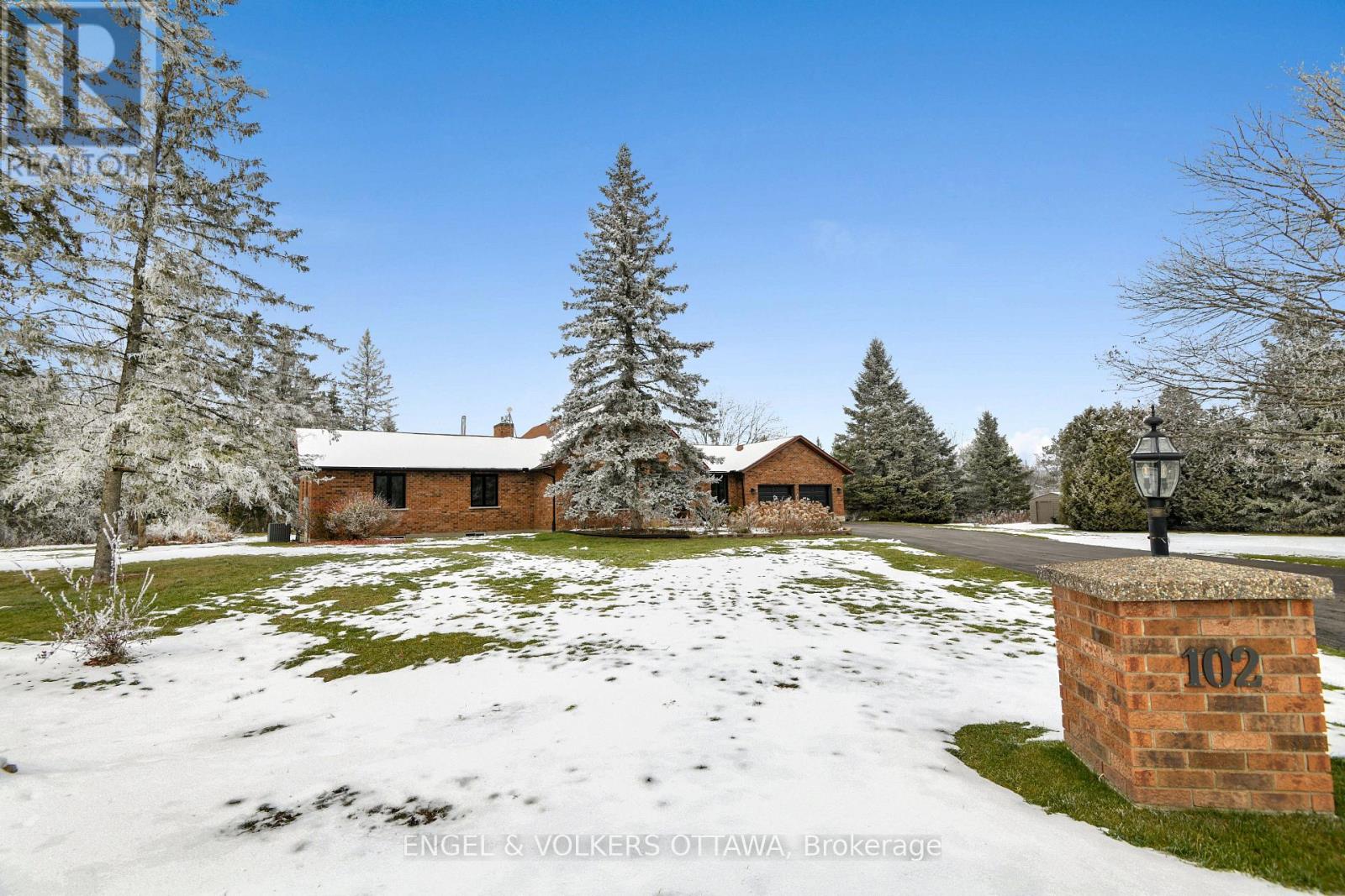 102 Delaney Drive, Ottawa, Ontario  K0A 1L0 - Photo 2 - X12567244