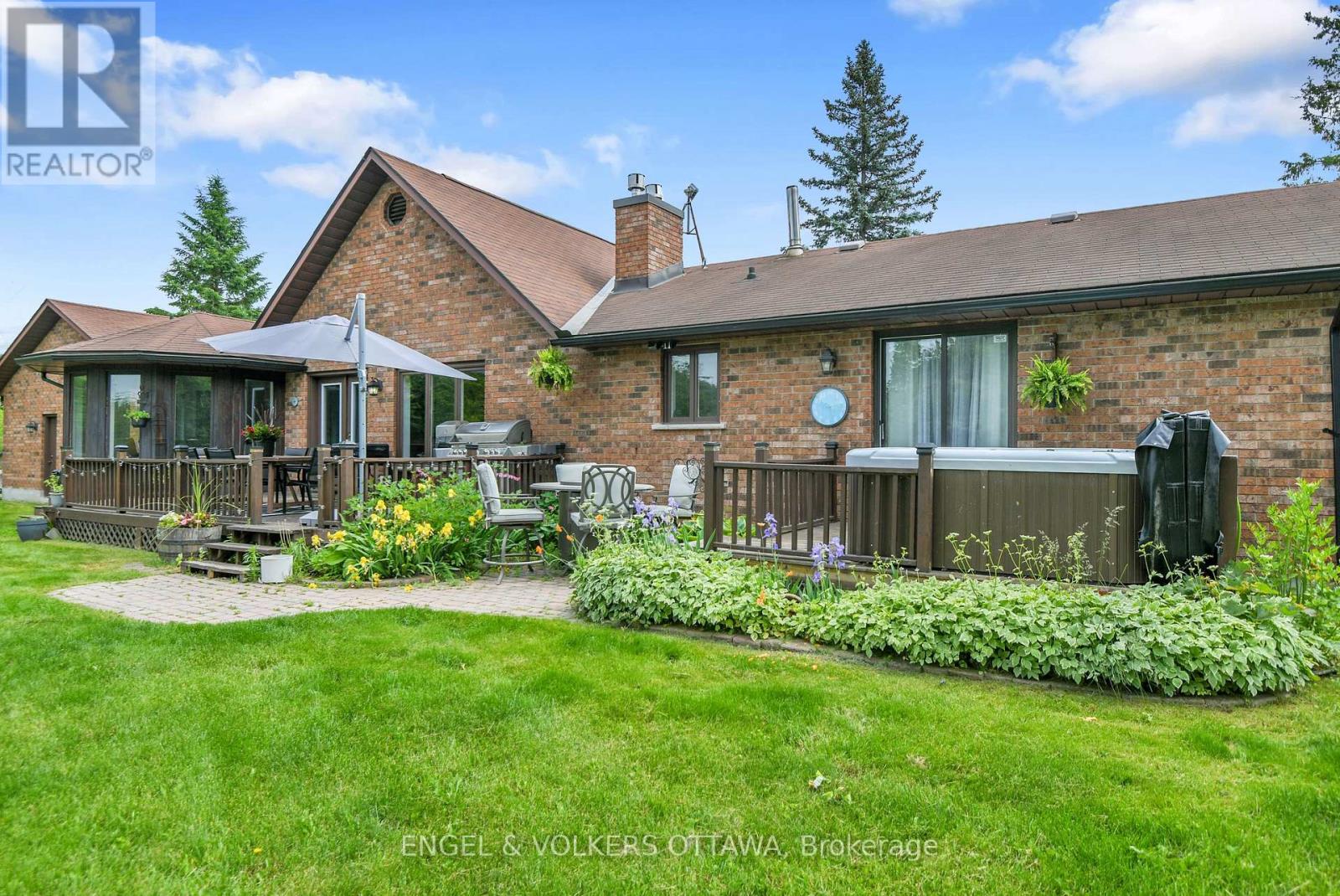 102 Delaney Drive, Ottawa, Ontario  K0A 1L0 - Photo 32 - X12567244