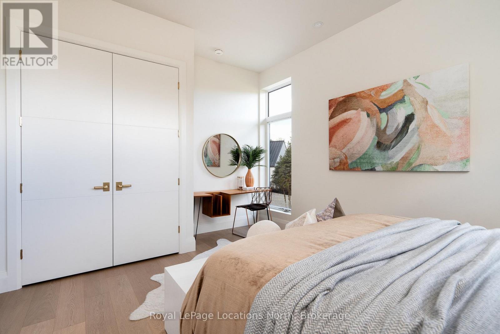 109 Pheasant Run, Blue Mountains, Ontario  N0H 2P0 - Photo 10 - X12359965