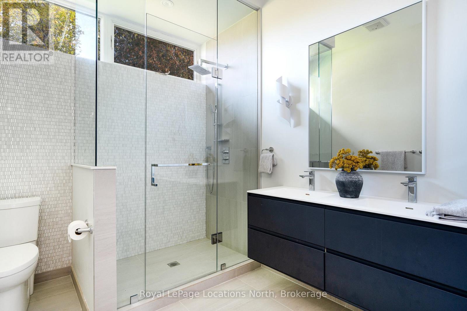 109 Pheasant Run, Blue Mountains, Ontario  N0H 2P0 - Photo 11 - X12359965