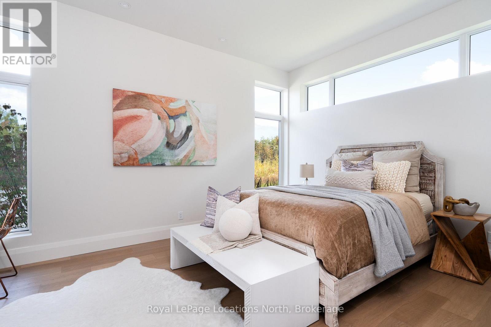 109 Pheasant Run, Blue Mountains, Ontario  N0H 2P0 - Photo 8 - X12359965