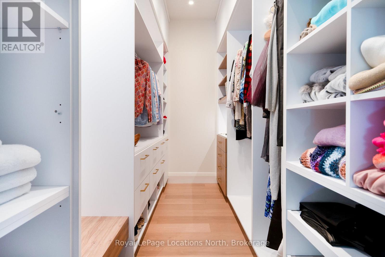 109 Pheasant Run, Blue Mountains, Ontario  N0H 2P0 - Photo 7 - X12359965