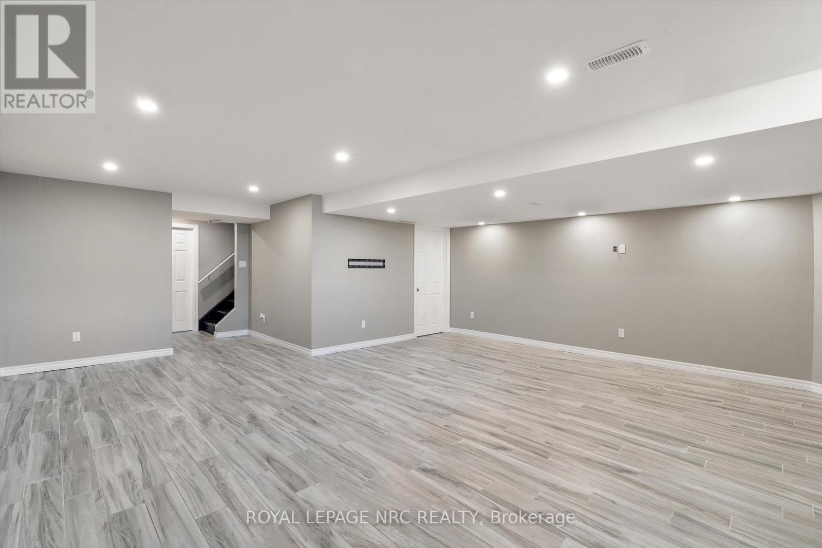 78 Irwin Avenue, Hamilton, Ontario  L9K 0E9 - Photo 37 - X12567308