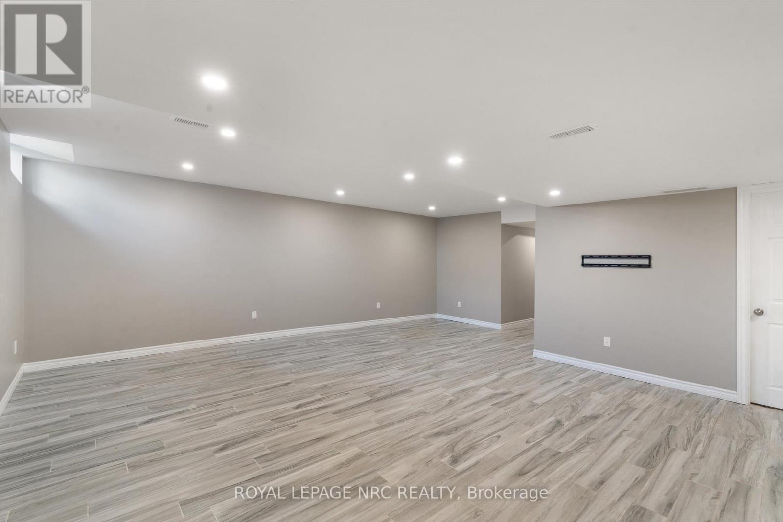 78 Irwin Avenue, Hamilton, Ontario  L9K 0E9 - Photo 38 - X12567308