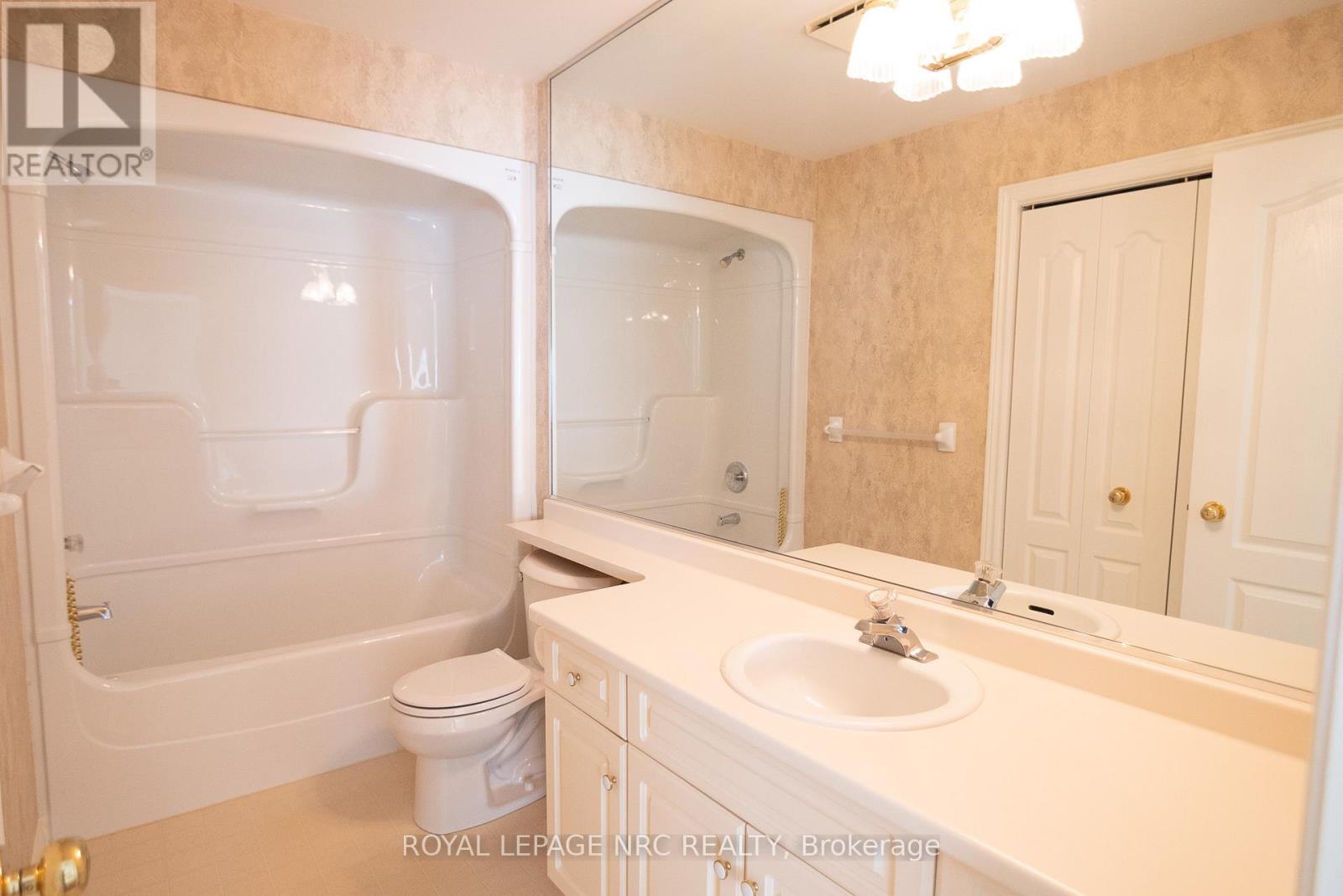 6 - 4667 Portage Road, Niagara Falls, Ontario  L2E 6A9 - Photo 20 - X12567342